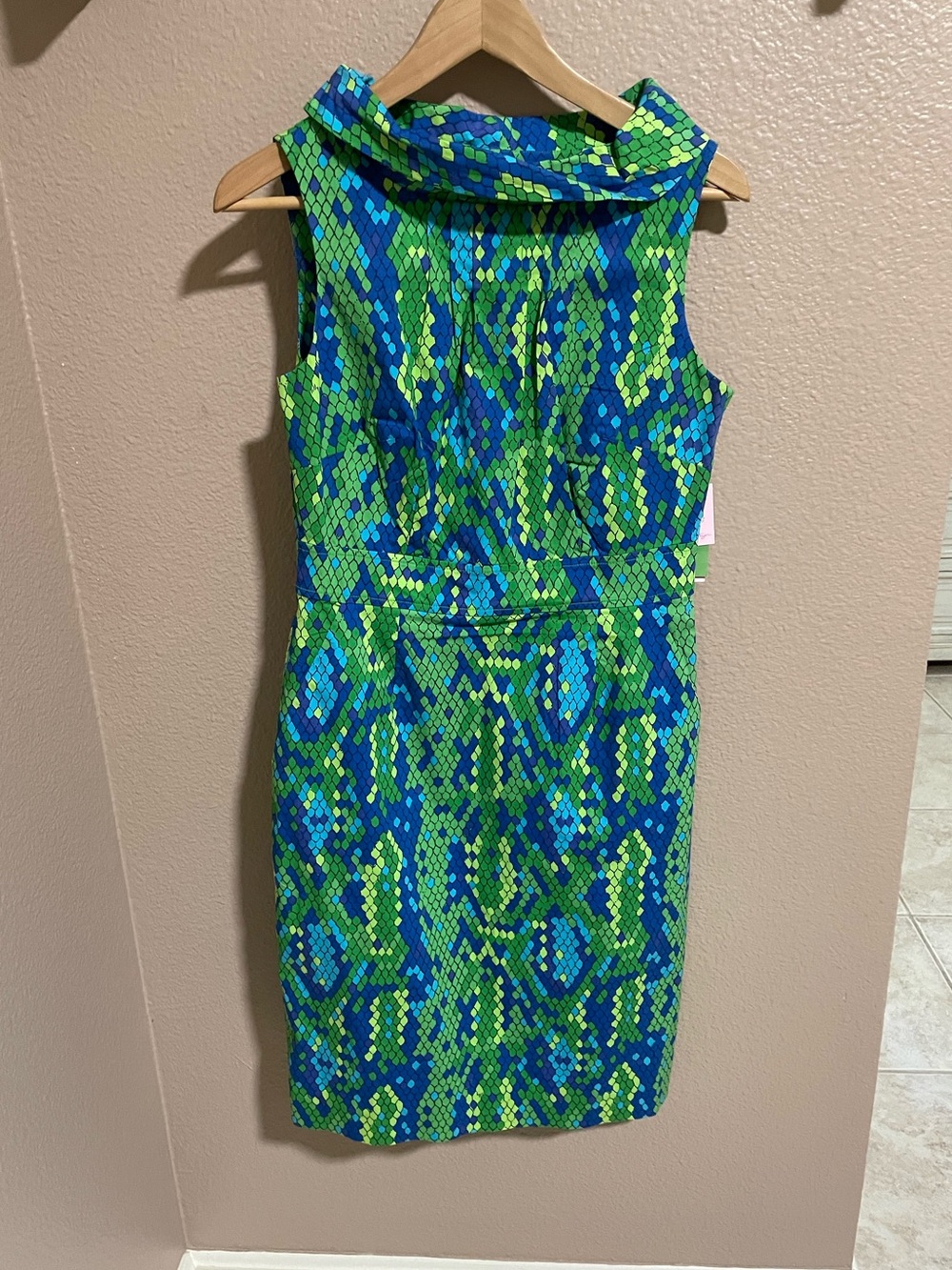 Lilly Pulitzer Sleeveless Midi Dress in Blue and Green Mosaic Print NEW